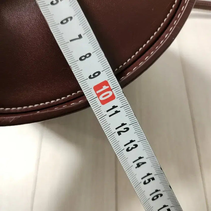 [BUNJANG] Calvin Klein Leather Bucket Bag / 캘빈클라인 레더 버킷백몇번 사용 안해서 사용감은 거의 없는데 보관하면
