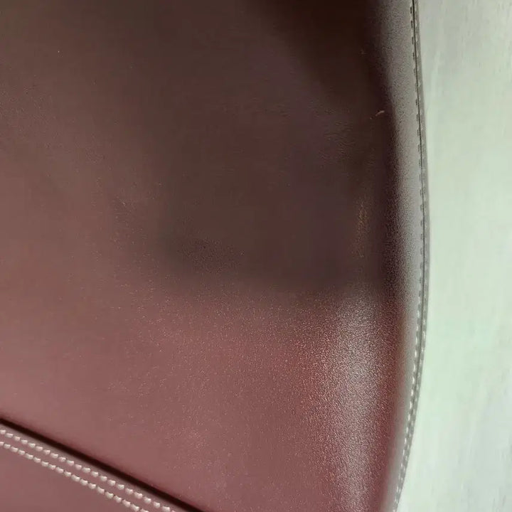 [BUNJANG] Calvin Klein Leather Bucket Bag / 캘빈클라인 레더 버킷백몇번 사용 안해서 사용감은 거의 없는데 보관하면
