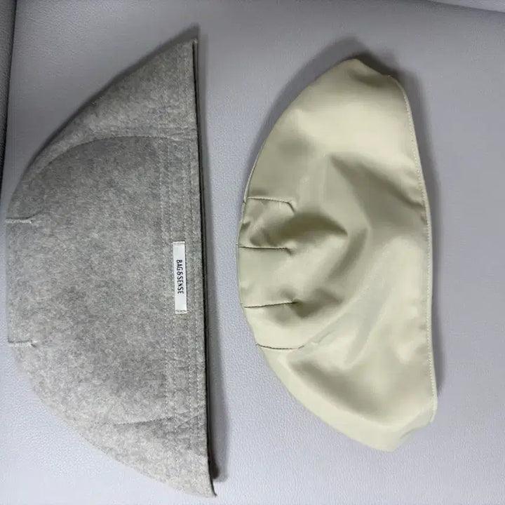 [SOLD OUT] 르메르 크루아상 스몰 이너백