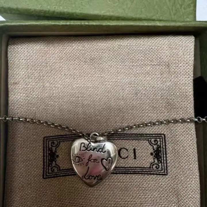 [BUNJANG] Gucci Heart Pendant Necklace / 구찌 신상 하트 목걸이