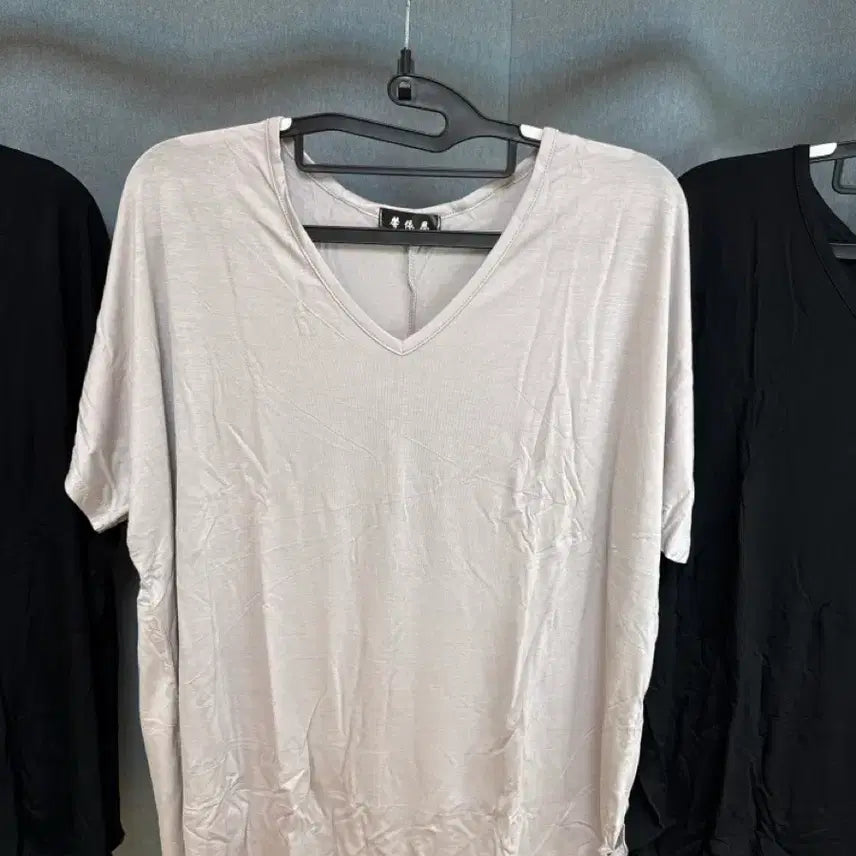 [BUNJANG] Modal V-Neck T-Shirt 3-Piece Set / 모달 브이넥 반팔티 3종세트