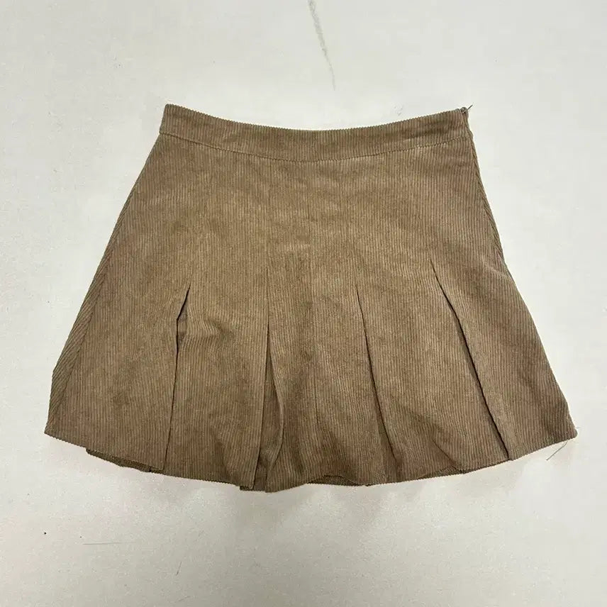 [BUNJANG] Clothing Bundle / [전부6,000원] 옷장정리 새상품 치마,셔츠,맨투맨,니트,청반바지