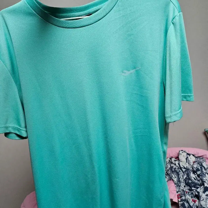 [BUNJANG] Unisex Short Sleeve T-shirts / 반팔티 팝니다