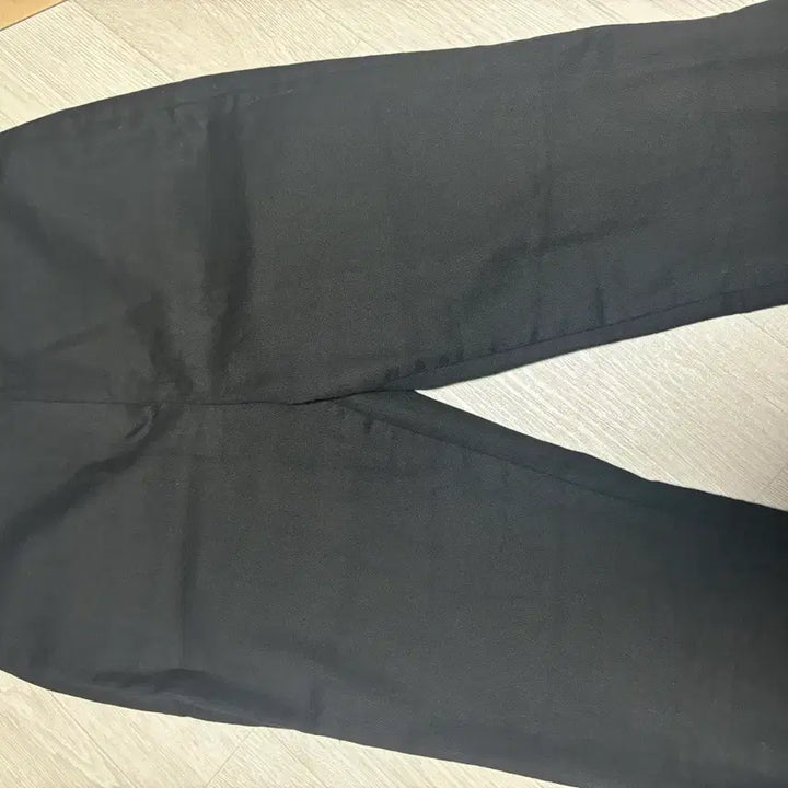[SOLD OUT] 오어 ore mid length pt 카프리팬츠