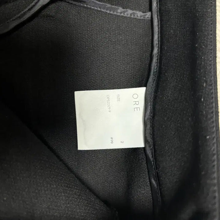 [SOLD OUT] 오어 ore mid length pt 카프리팬츠