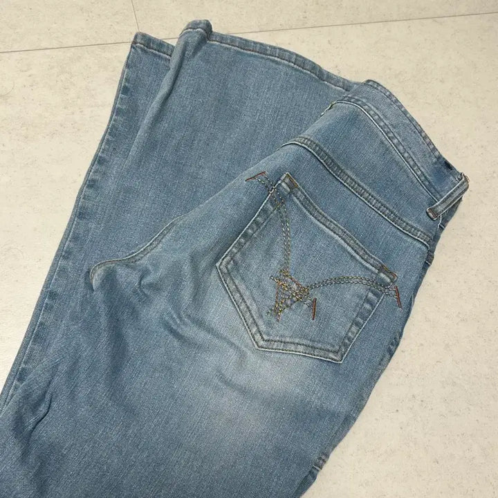 [BUNJANG] Lucky Chouette Slim Fit Bootcut Denim Jeans - Size 36 / 럭키슈에뜨데님청바지36