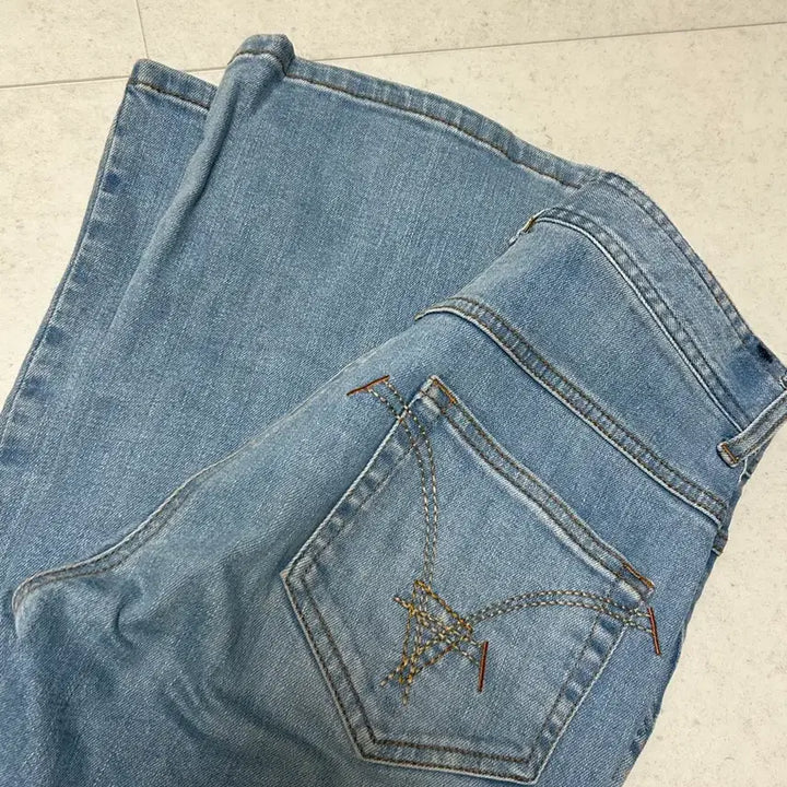 [BUNJANG] Lucky Chouette Slim Fit Bootcut Denim Jeans - Size 36 / 럭키슈에뜨데님청바지36