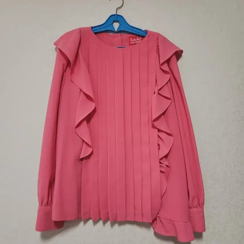 [BUNJANG] Lucky Chouette Frill Blouse (Size 38) / 럭키슈에뜨 프릴블라우스(38)