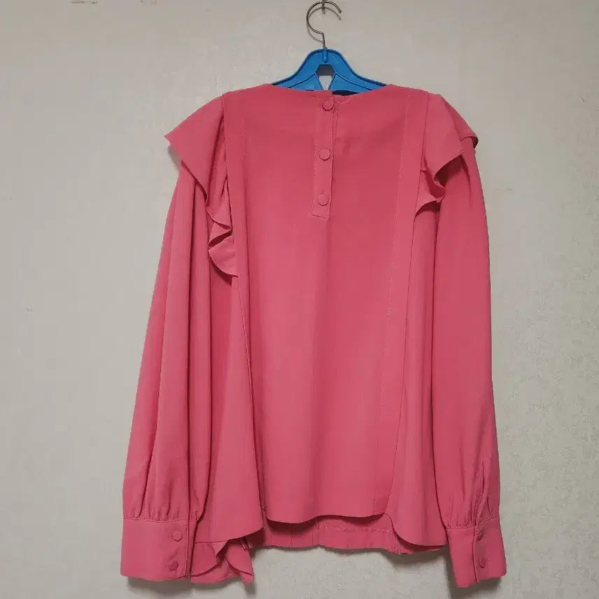 [BUNJANG] Lucky Chouette Frill Blouse (Size 38) / 럭키슈에뜨 프릴블라우스(38)
