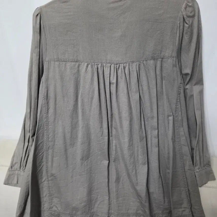 [SOLD OUT] 빈티지 플라워 자수 롱 셔츠