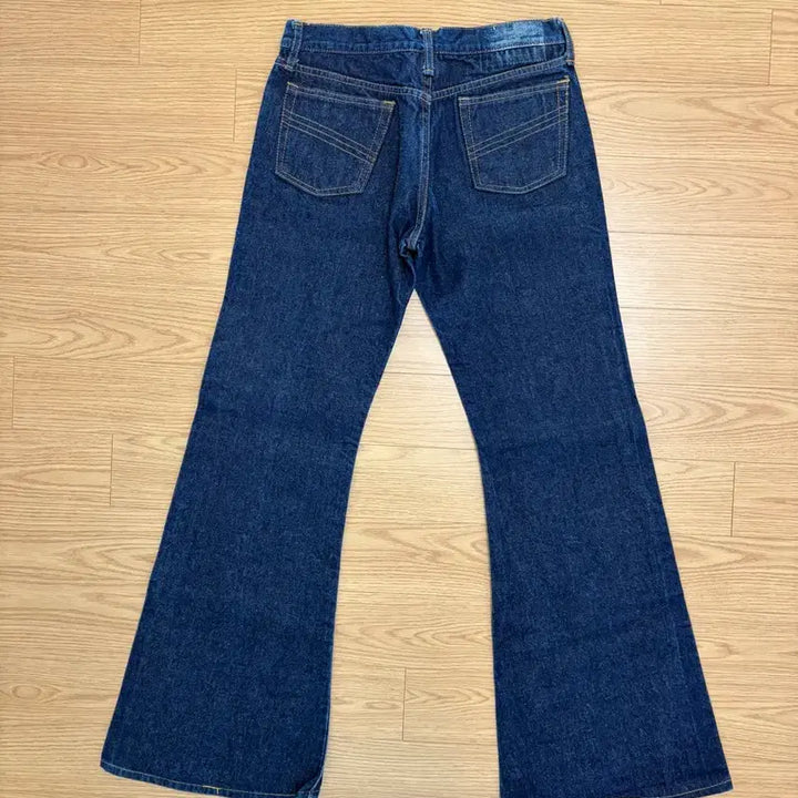 [BUNJANG] Bison Bootcut Denim Pants (29-inch) / 바이슨 부츠컷 데님 팬츠 (29인치)