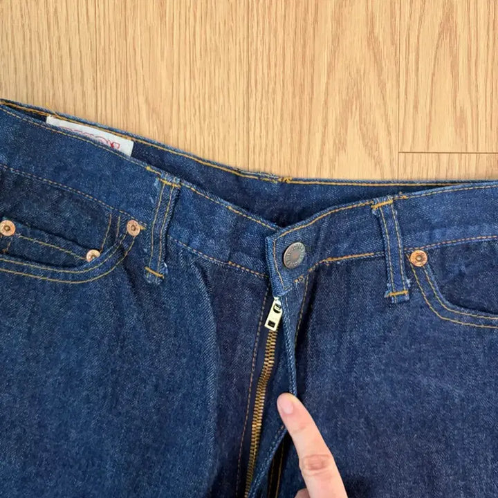 [BUNJANG] Bison Bootcut Denim Pants (29-inch) / 바이슨 부츠컷 데님 팬츠 (29인치)