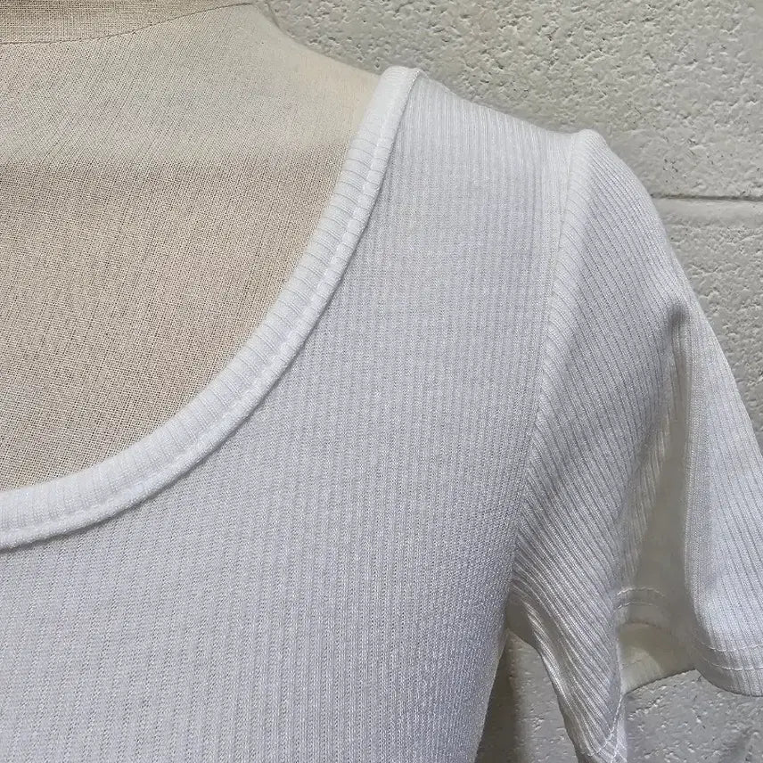 [SOLD OUT] 라운드 크롭 골지 반팔- 화이트