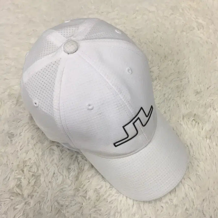 [SOLD OUT] 제이린드버그 자수 모자 볼캡  DD08