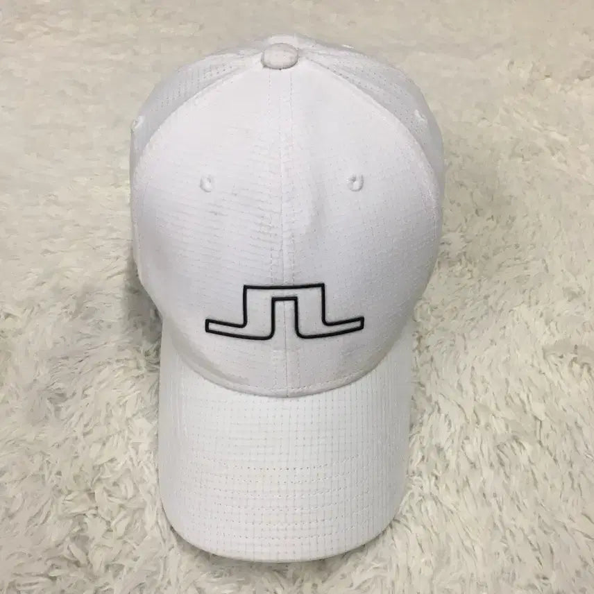 [SOLD OUT] 제이린드버그 자수 모자 볼캡  DD08