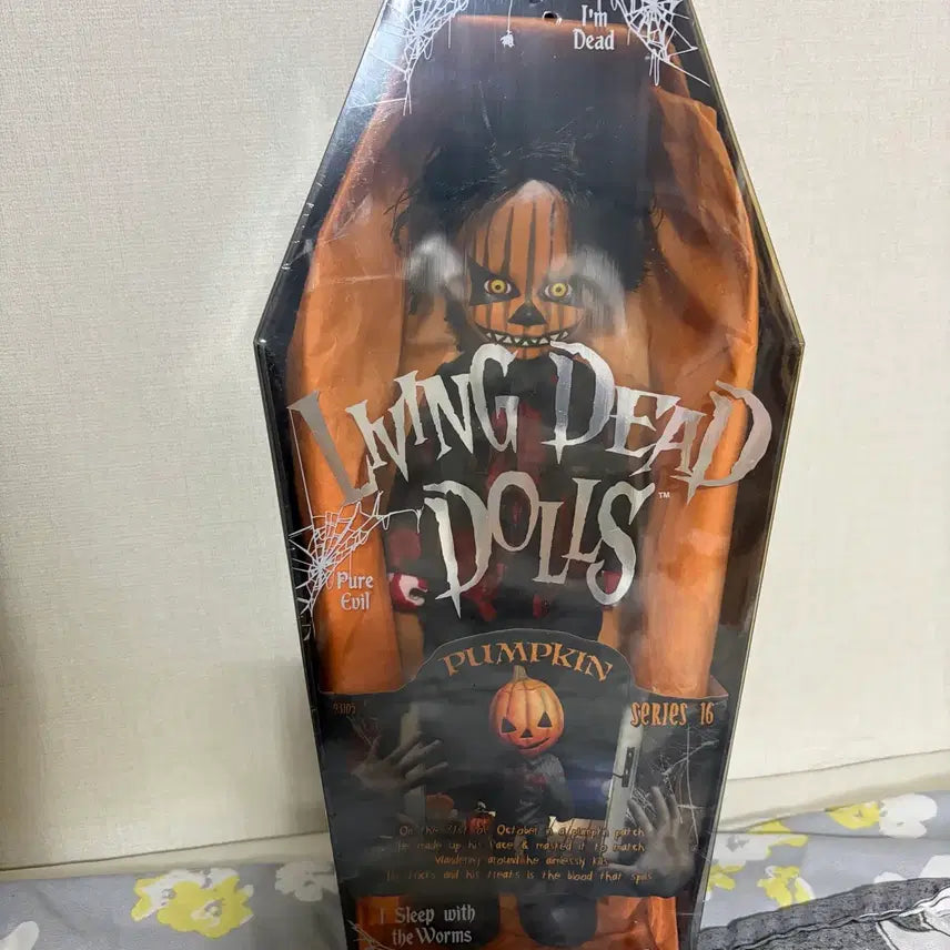 [BUNJANG] Living Dead Dolls Series 16 Pumpkin Sealed / 미개봉) 리빙데드돌 시리즈 16기 펌킨