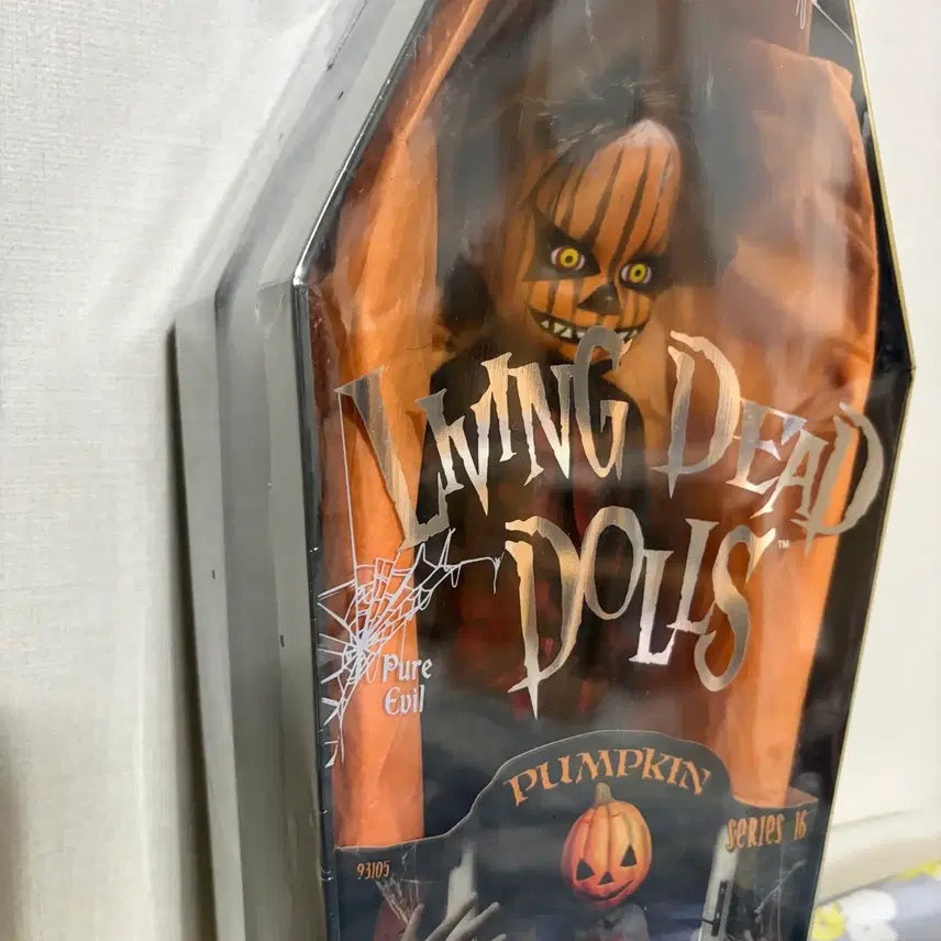 [BUNJANG] Living Dead Dolls Series 16 Pumpkin Sealed / 미개봉) 리빙데드돌 시리즈 16기 펌킨