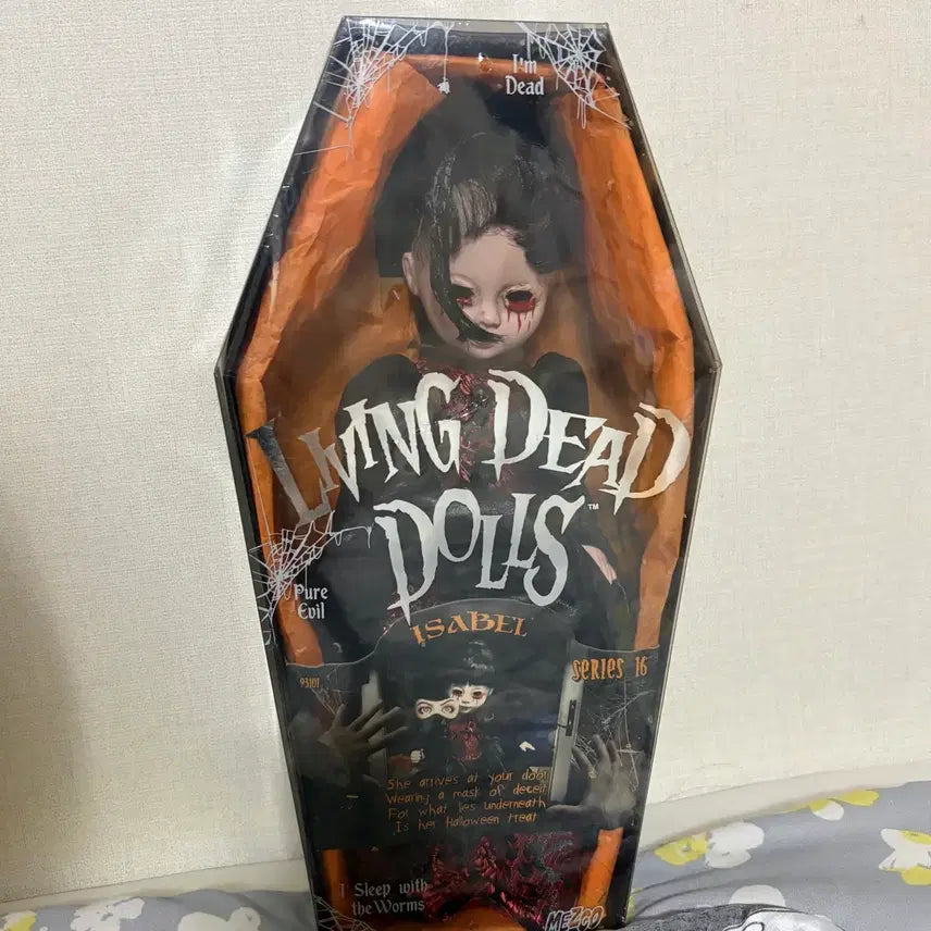 [BUNJANG] Living Dead Dolls Series 16 Isabelle (Sealed) / 미개봉) 리빙데드돌 시리즈 16기 이자벨