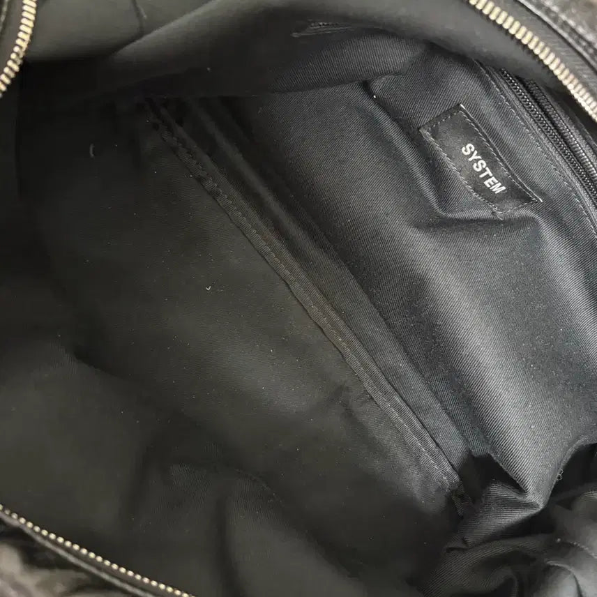 [BUNJANG] System Homme Crack Leather Hobo Bag / 시스템옴므 크랙 레더 호보백