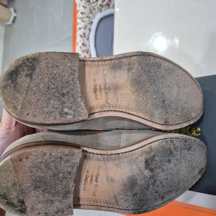 [BUNJANG] Loake Eaton Suede Loafers / 로크 이튼 사이즈 9