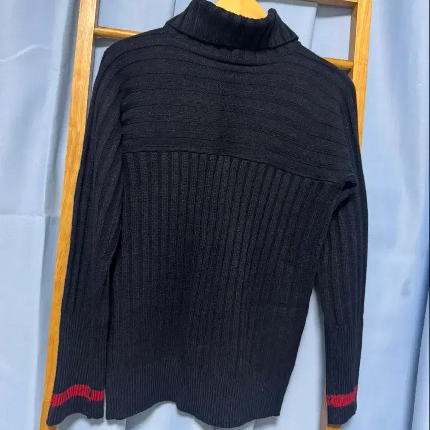 [SOLD OUT] 네이비 카라 롱 니트