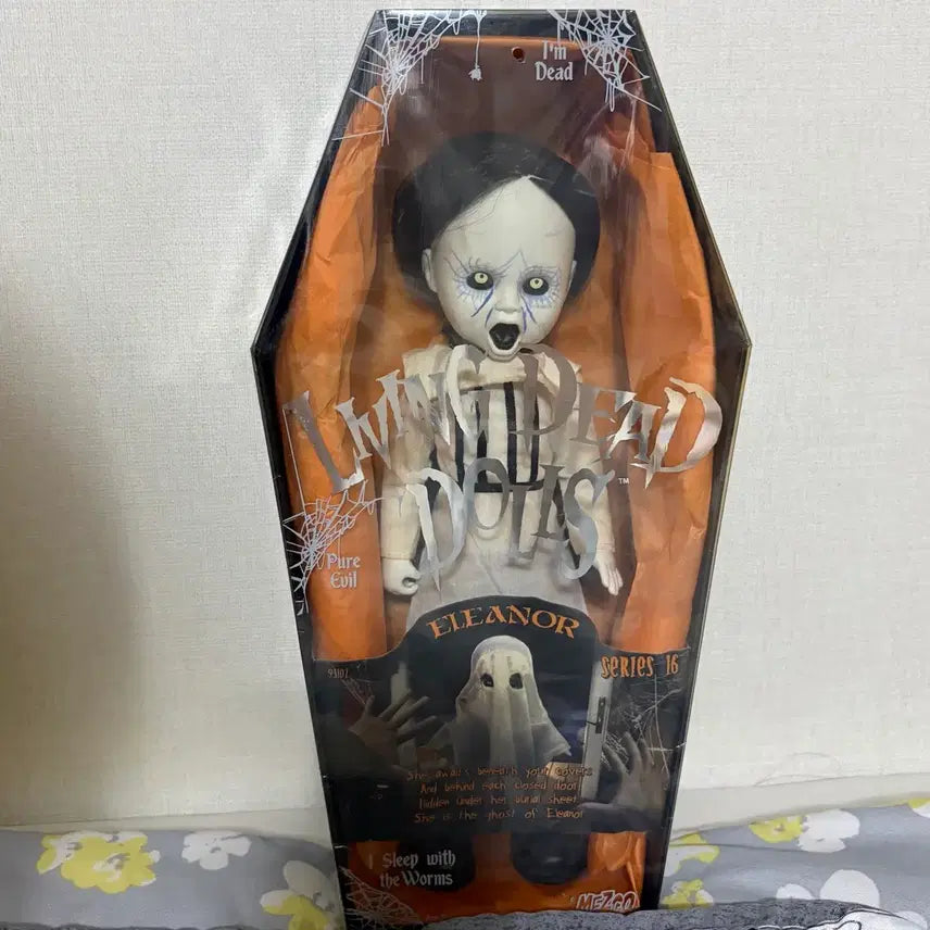 [BUNJANG] Living Dead Dolls Series 16 Eleanor Doll / 미개봉) 리빙데드돌 시리즈 16기 엘레노어