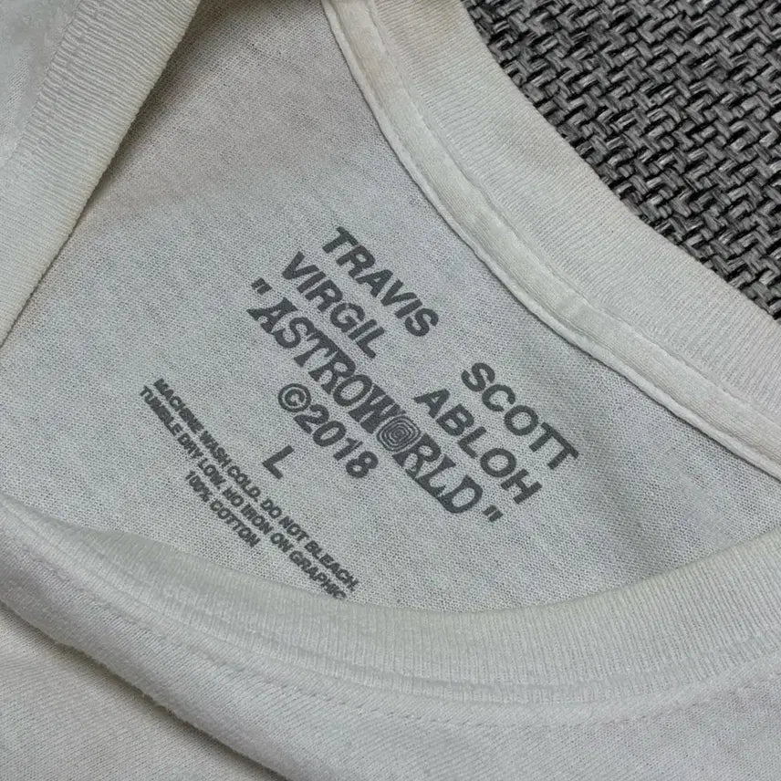 [BUNJANG] Travis Scott x Virgil Abloh Astroworld Short Sleeve T-Shirt / [L] 트레비스 스캇 아스트로월드 버질 아블로 반팔 티셔츠