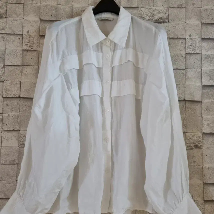[BUNJANG] LVPS White Shuffle Blouse / LVPS 러브패리스 화이트 셔플 블라우스