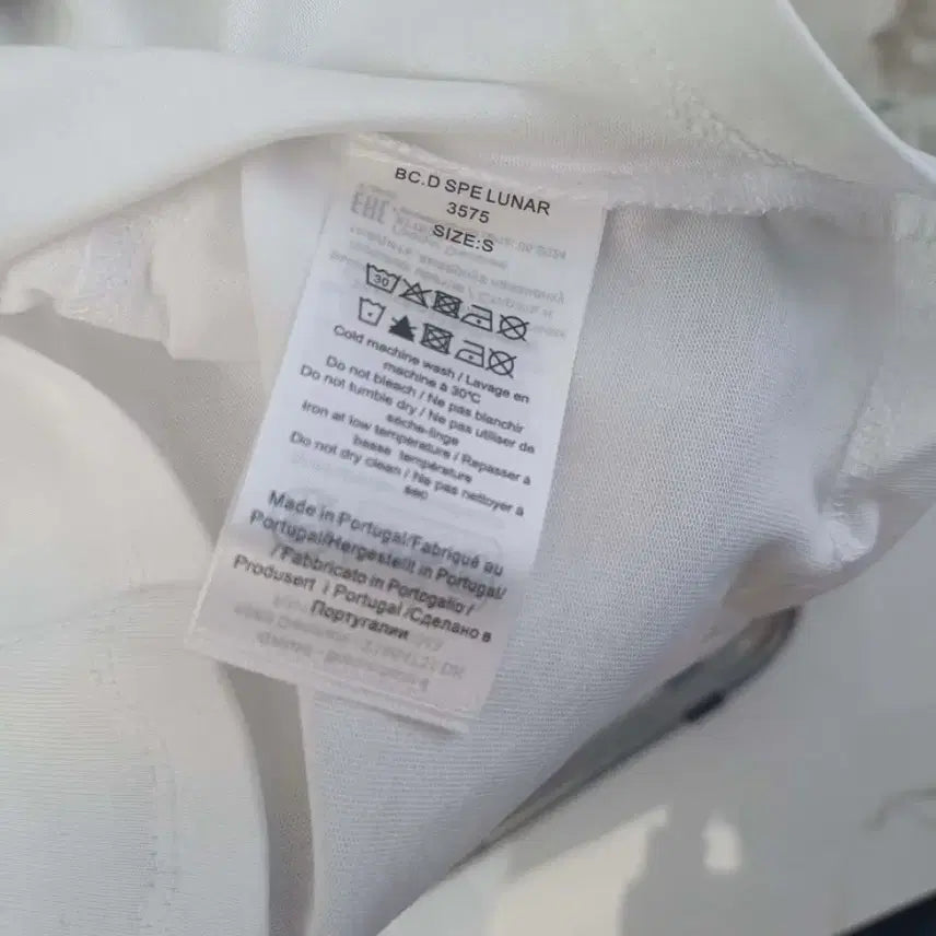 [BUNJANG] Ganni Cat Color Block T-shirt / 가니 ganni 고양이 배색 신상 반팔티 (새상품)