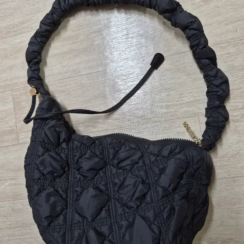 [BUNJANG] Carlyn Cozy Bag M Black / 칼린 코지백 M사이즈