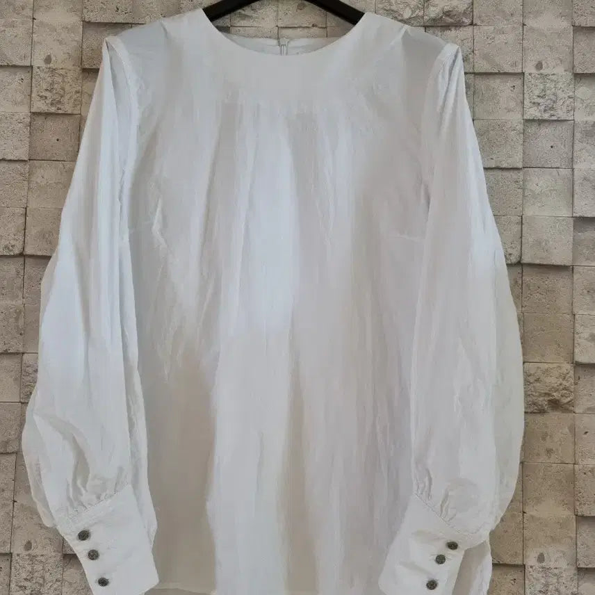 [BUNJANG] LVPS White Blouse / LVPS 러브패리스 화이트 블라우스