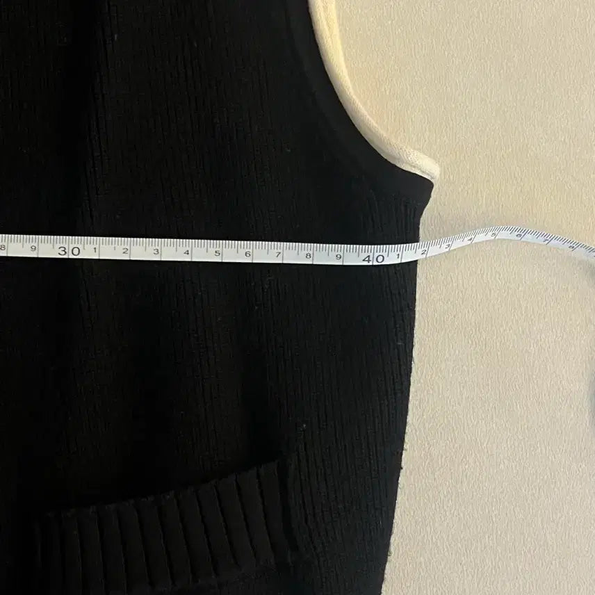 [BUNJANG] Matinkim Vest Black S / 마뗑킴 조끼 베스트 블랙 검정 s