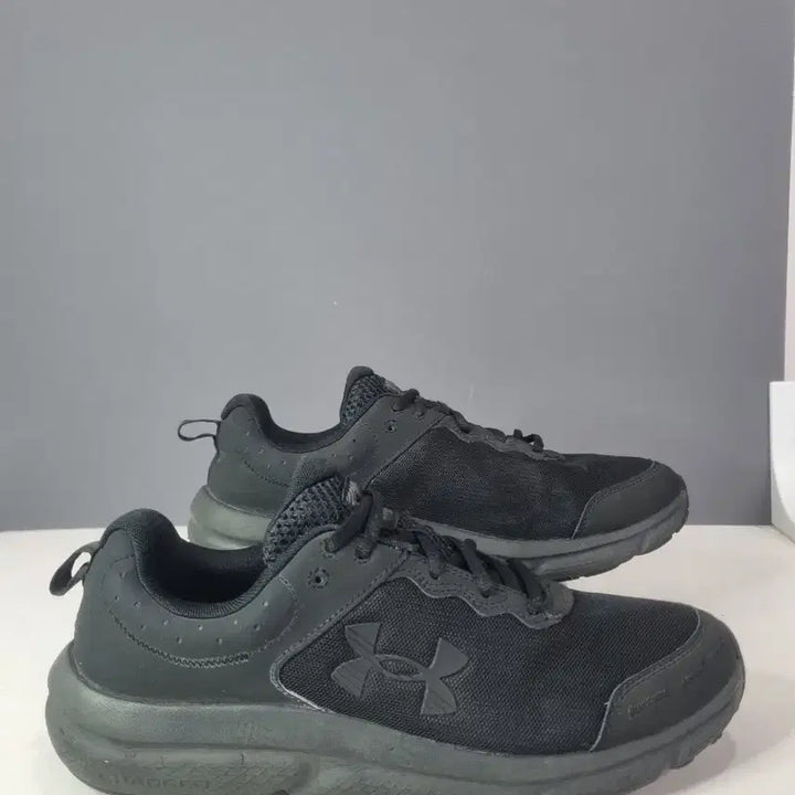 [BUNJANG] Hyojabin Vintage Under Armour Charged Black / 효자빈티지 295 언더아마 차치드 블랙