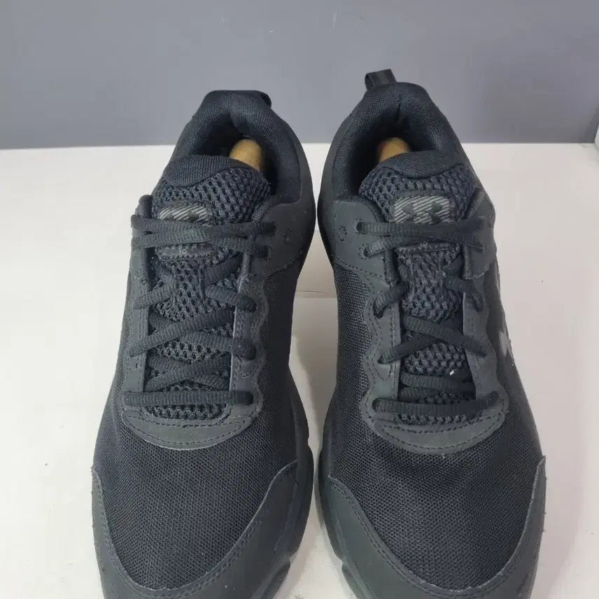 [BUNJANG] Hyojabin Vintage Under Armour Charged Black / 효자빈티지 295 언더아마 차치드 블랙