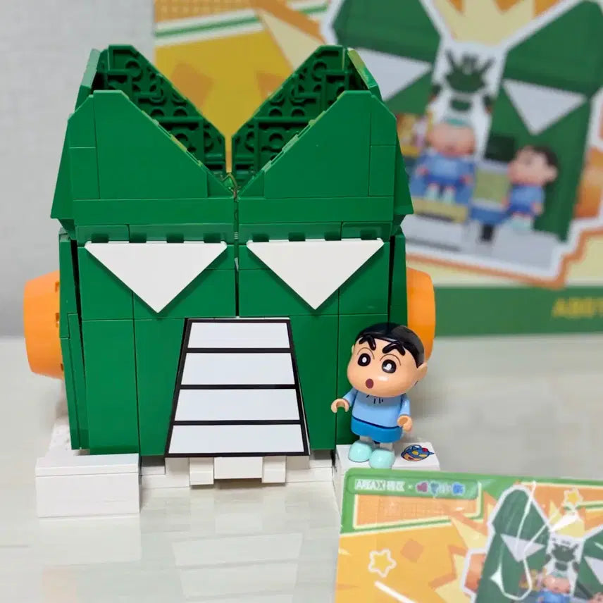 [BUNJANG] Crayon Shin-chan Gundam Building Blocks Set / 짱구는 못말려 건담 레고, 블럭