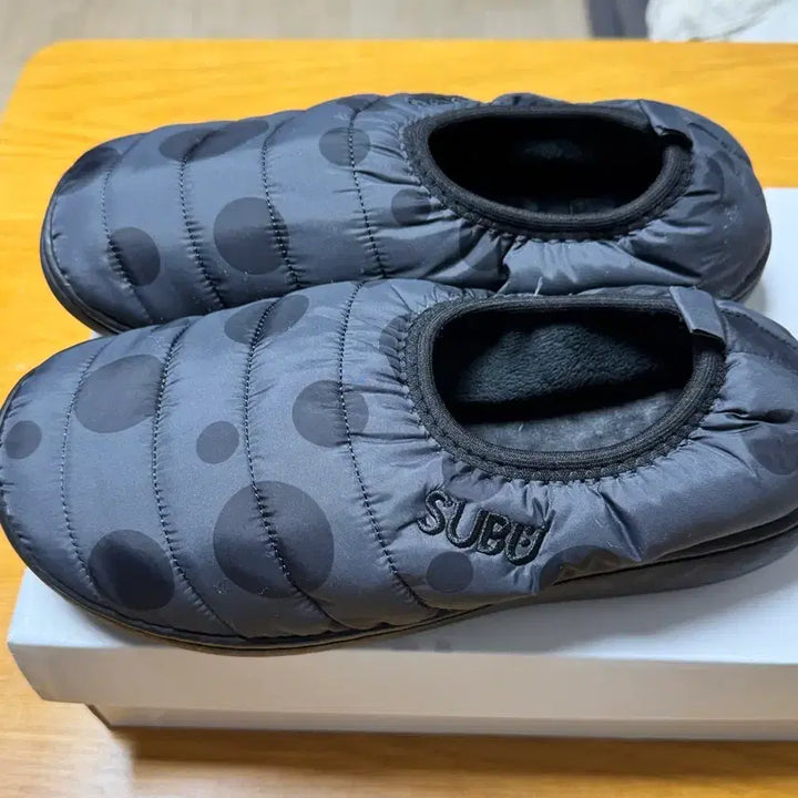 [BUNJANG] SUEE BY SUE DOT Sandals / 스부 도트 샌들