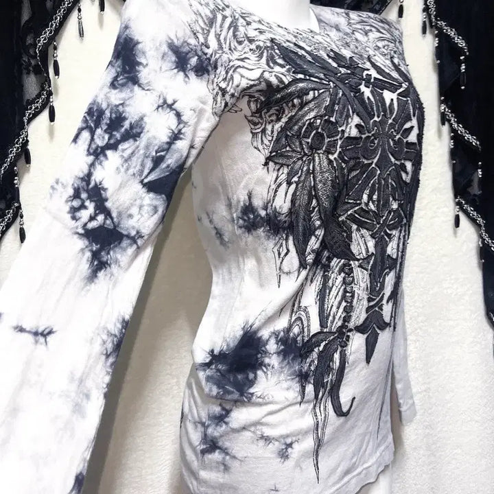 [BUNJANG] Buccheru Y2K Tie-Dye 3D Printing Long Sleeve T-Shirt / 버커루 y2k 와투케 그런지 펑크 타이다이 3d 프린팅 롱슬리브 핀터