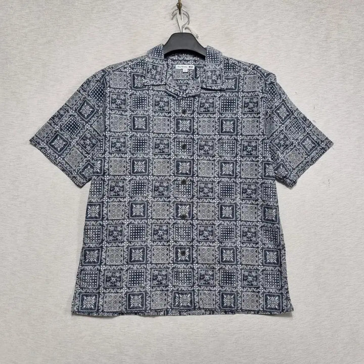 [BUNJANG] Uniqlo x Spooner Pattern Short Sleeve Shirt Men&