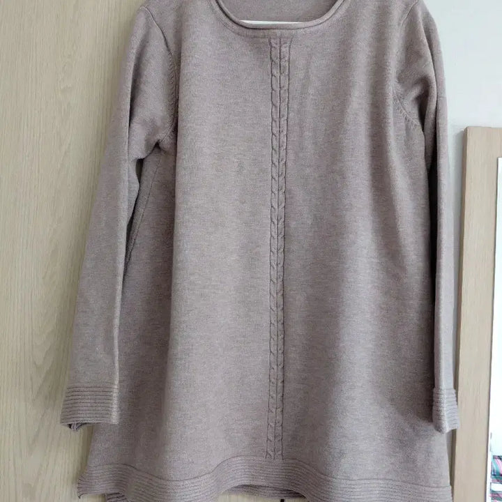 [BUNJANG] Beige Cable Knit Long Sweater / 베이지 케이블 꽈배기 롱니트 스웨터~새상품