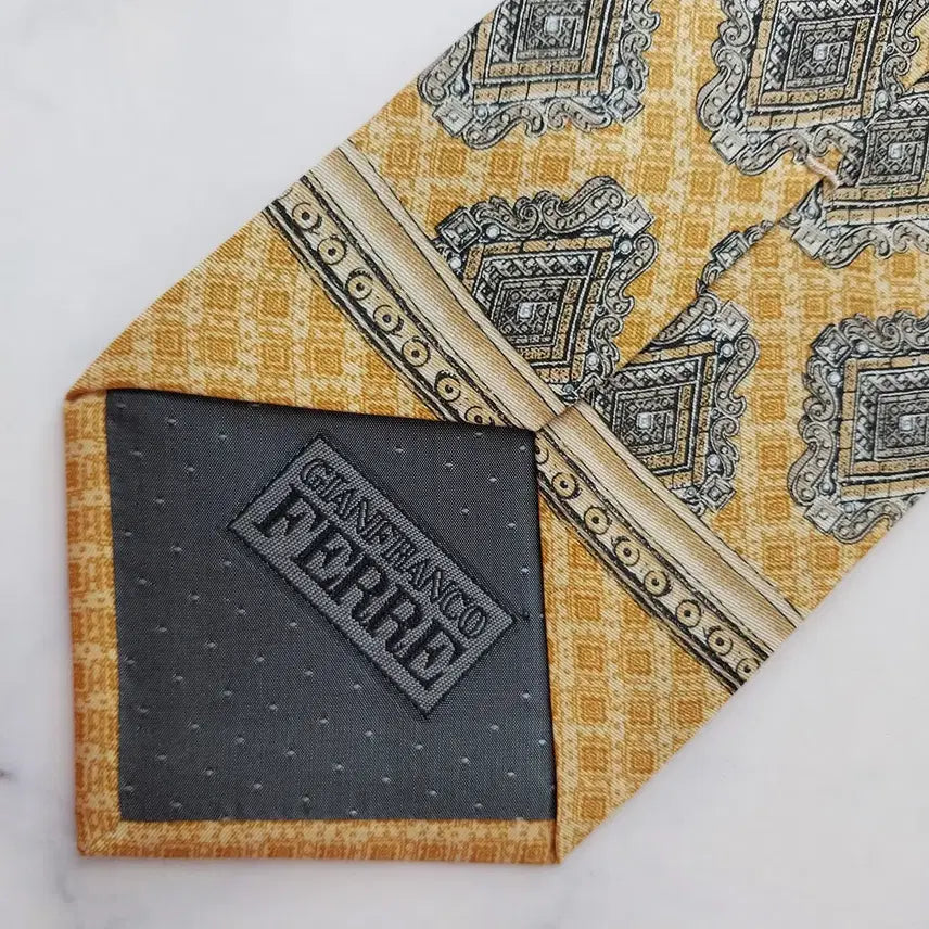 [BUNJANG] Gianfranco Ferre Ornamental Pattern Tie / 지안프랑코 페레 오너먼트 패턴 넥타이 9.6cm S~A+등급 K2475