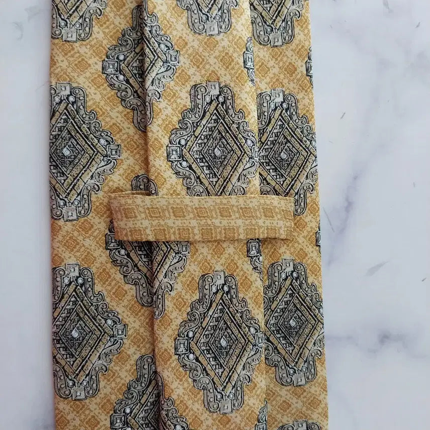 [BUNJANG] Gianfranco Ferre Ornamental Pattern Tie / 지안프랑코 페레 오너먼트 패턴 넥타이 9.6cm S~A+등급 K2475