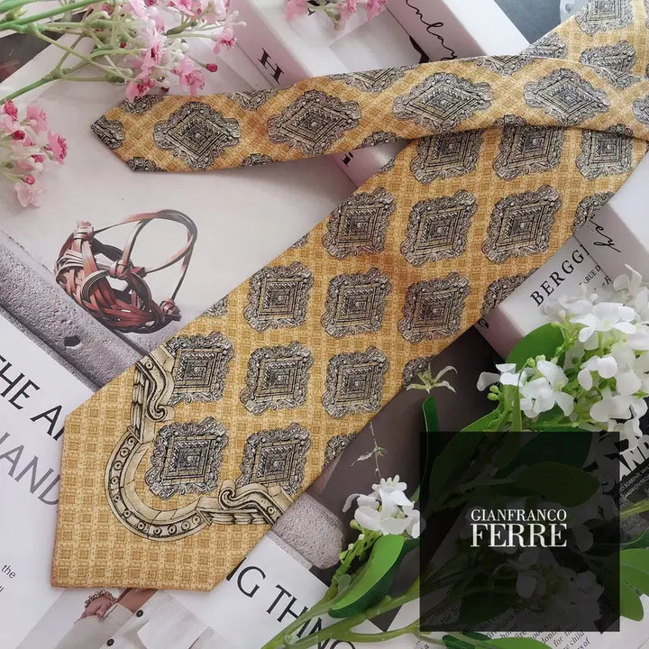 [BUNJANG] Gianfranco Ferre Ornamental Pattern Tie / 지안프랑코 페레 오너먼트 패턴 넥타이 9.6cm S~A+등급 K2475
