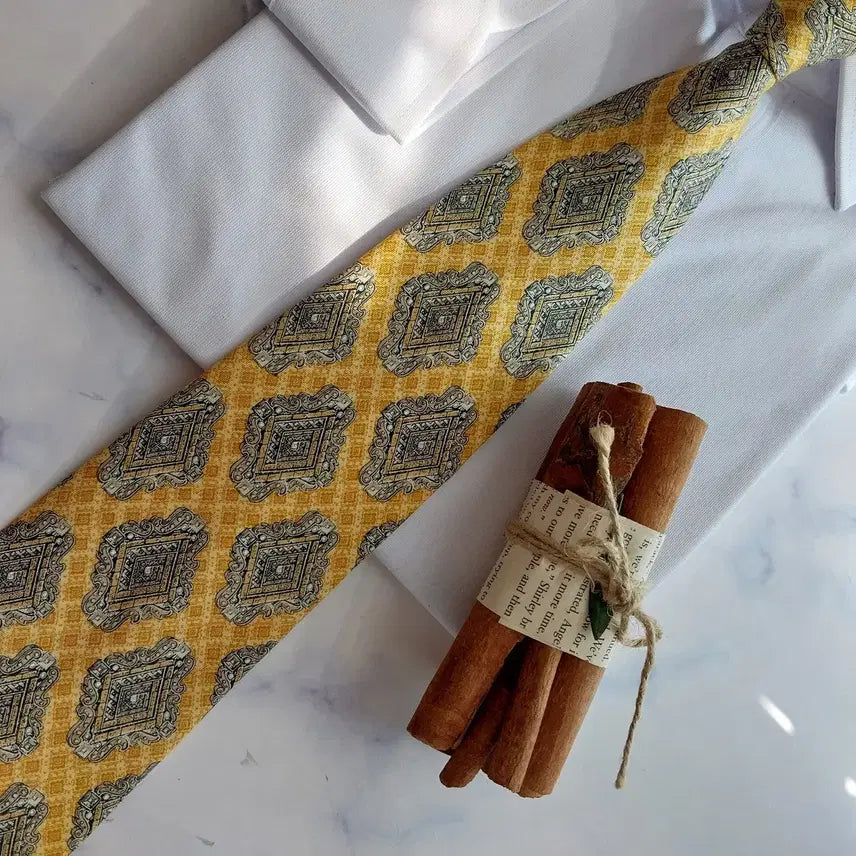 [BUNJANG] Gianfranco Ferre Ornamental Pattern Tie / 지안프랑코 페레 오너먼트 패턴 넥타이 9.6cm S~A+등급 K2475