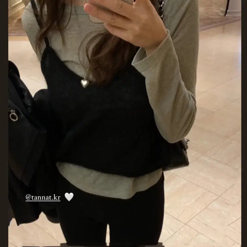 [BUNJANG] Thanat Glow Knit Bustier / 타낫 glow니트뷔스티에
