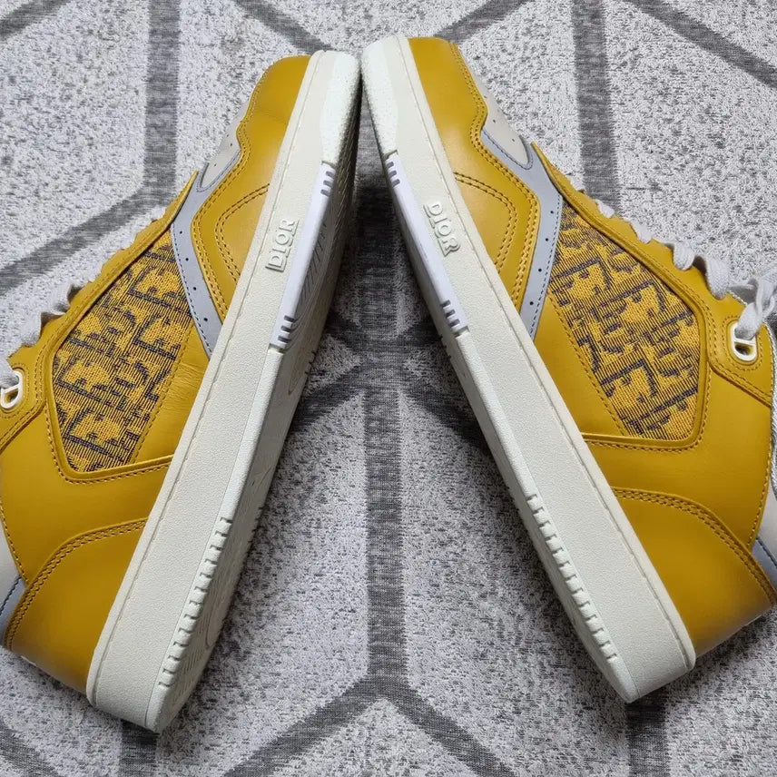 [BUNJANG] Dior B27 Oblique Limited Edition Mustard Sneakers / 백화점판 디올 b27 오블리크 한정판 머스터드 43사이즈