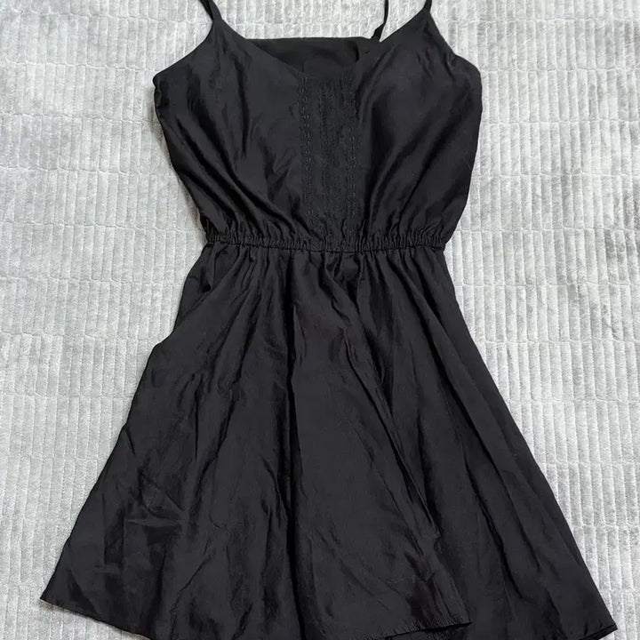 [BUNJANG] Yesul Market Ont Dress / 예슬마켓 온트 원피스