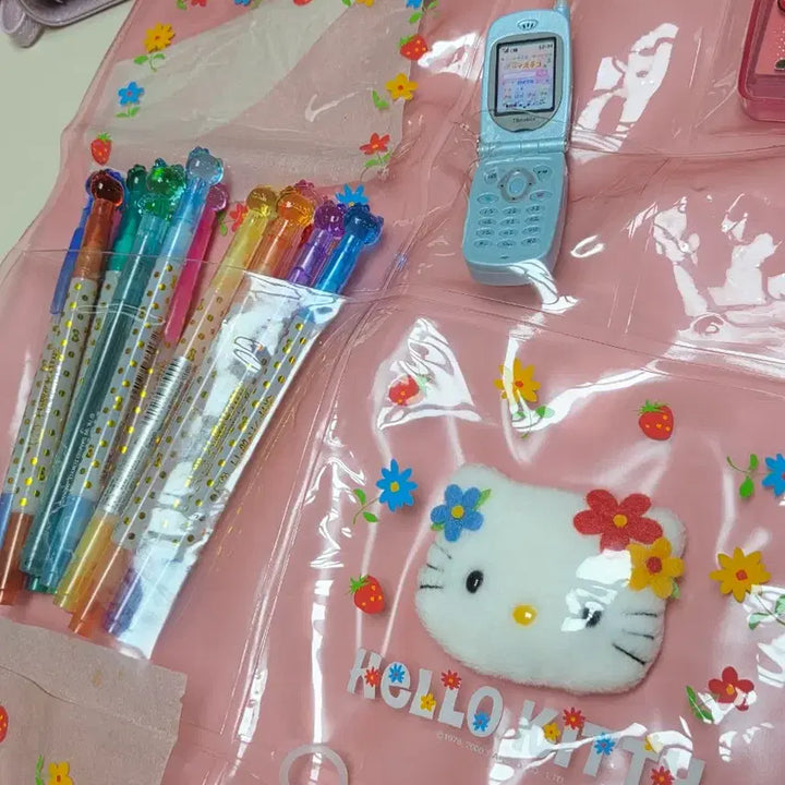 [BUNJANG] Vintage Hello Kitty Floral Wall Pocket Doll / 고전키티 꽃키티 월포켓 벽걸이 포켓 고전키티인형