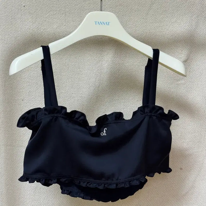 [BUNJANG] Overdue Flare Mini Frill Top - Navy / 오버듀플레어 미니프릴탑 네이비