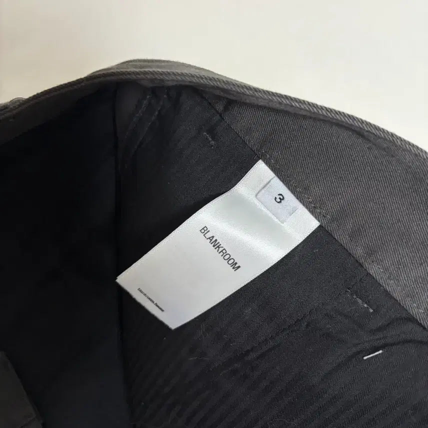 [BUNJANG] Blankroom Field Day Tinos Graphite Chino Pants / 블랭크룸 필드데이 티노스 그래파이트 3사이즈