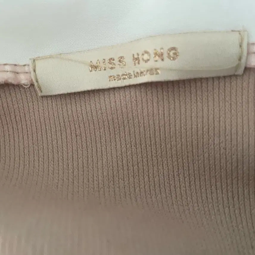 [BUNJANG] Miss Hong Ribbon Knit Blouse / 미쓰홍 리본 니트블라우스